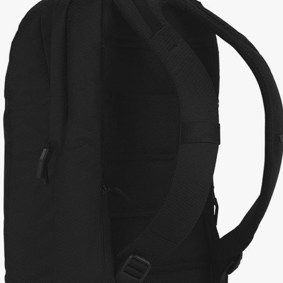 Black Incase Backpack - Picture 2 of 7